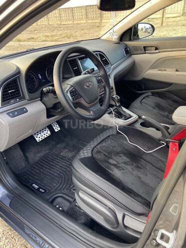 Hyundai Elantra 2017, 85,600 km - 2.0 l - Sumqayıt