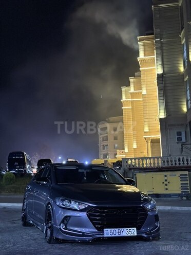 Hyundai Elantra 2017, 85,600 km - 2.0 l - Sumqayıt