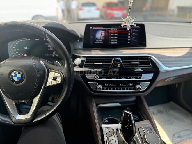 BMW 530 2020, 77,000 km - 2.0 l - Bakı