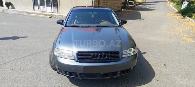 Audi A4 2003, 360,000 km - 1.8 л - Bakı