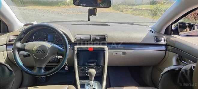 Audi A4 2003, 360,000 km - 1.8 л - Bakı