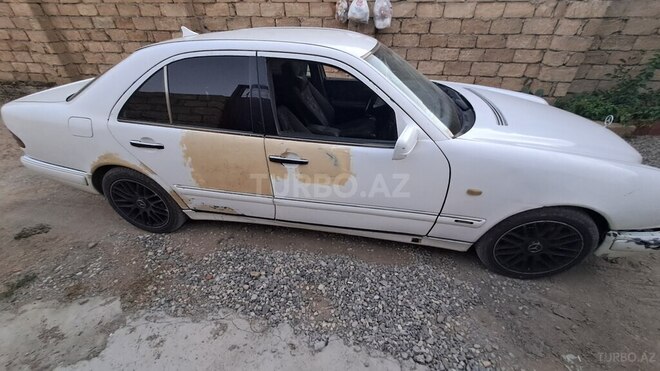 Mercedes E 220 d 1999, 500,000 km - 2.2 l - Bakı