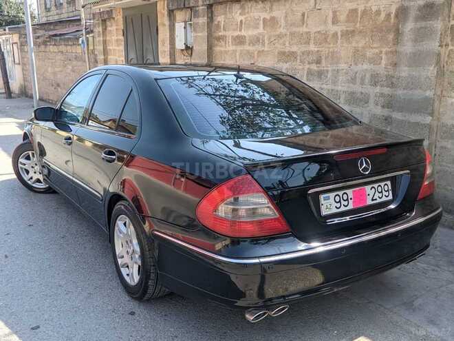 Mercedes E 260 2002, 355,000 km - 2.6 л - Quba