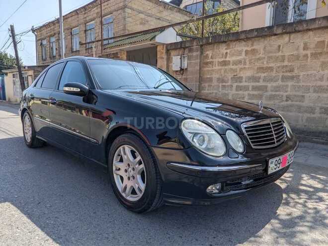 Mercedes E 260 2002, 355,000 km - 2.6 л - Quba