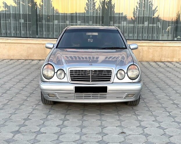 Mercedes E 220 d 1998, 450,382 km - 2.2 l - Sumqayıt