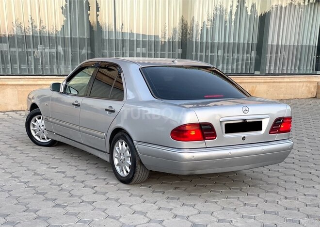 Mercedes E 220 d 1998, 450,382 km - 2.2 l - Sumqayıt