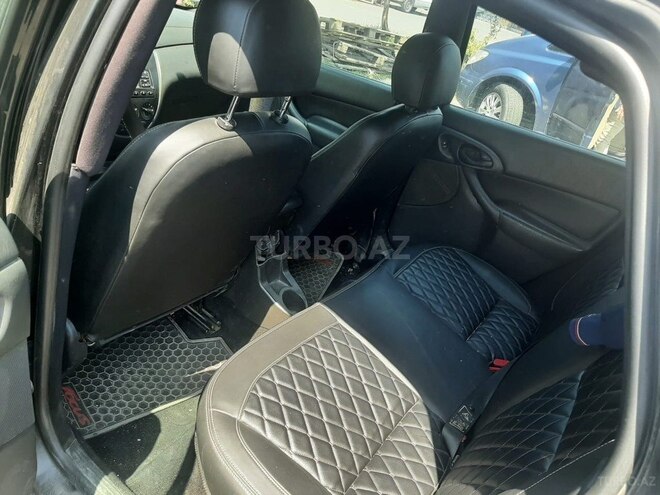 Ford Focus 2001, 180,000 km - 2.0 l - Qəbələ