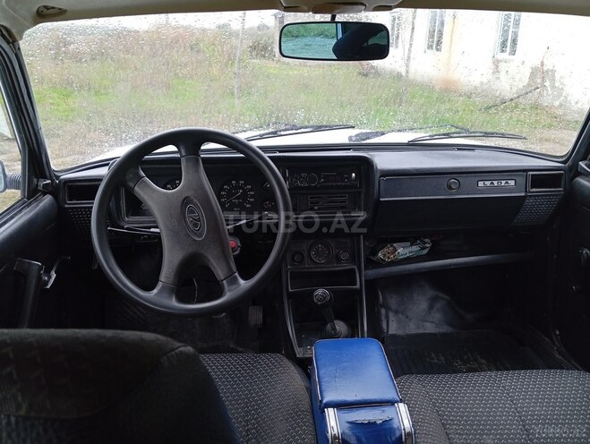 LADA (VAZ) 2107 2007, 55,518 km - 1.6 л - Salyan