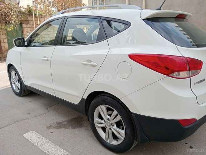 Hyundai ix35 2011, 152,000 km - 2.0 l - Bakı