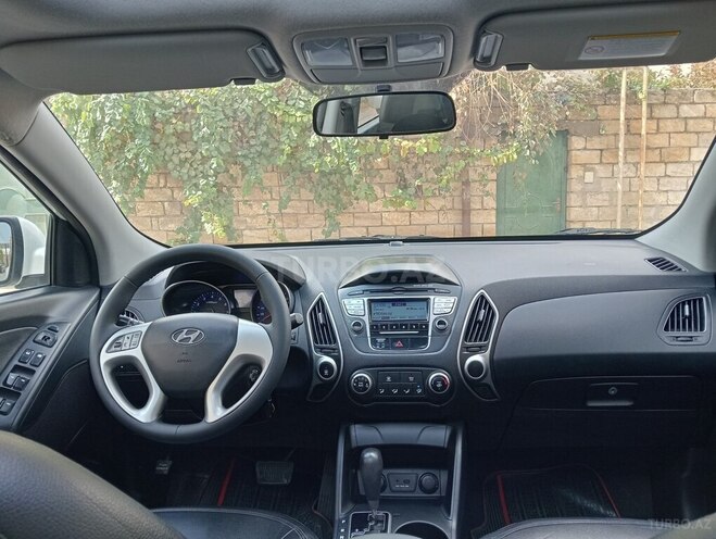 Hyundai ix35 2011, 152,000 km - 2.0 l - Bakı