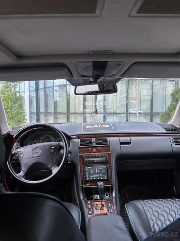 Mercedes E 240 1999, 354,000 km - 2.4 л - Bakı