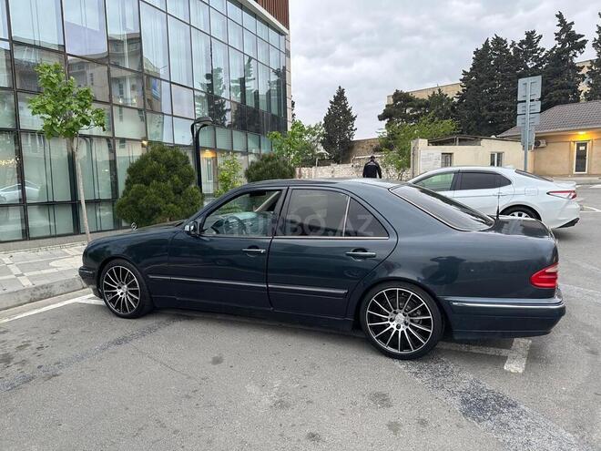 Mercedes E 240 1999, 354,000 km - 2.4 л - Bakı