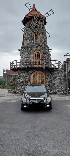 Mercedes E 320 2004, 313,000 km - 3.2 l - Şəki