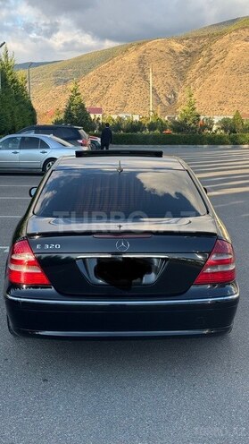Mercedes E 320 2004, 313,000 km - 3.2 l - Şəki