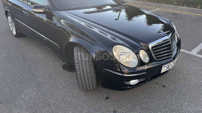 Mercedes E 320 2004, 313,000 km - 3.2 l - Şəki