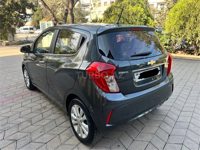 Chevrolet Spark 2016, 86,000 km - 1.0 л - Bakı