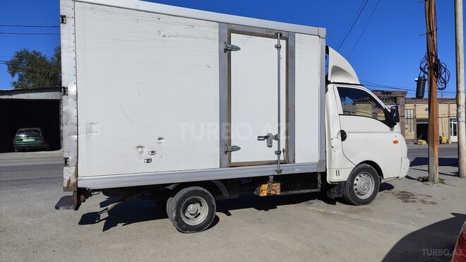 Hyundai H 100 2012, 290,000 km - 2.6 л - Xaçmaz