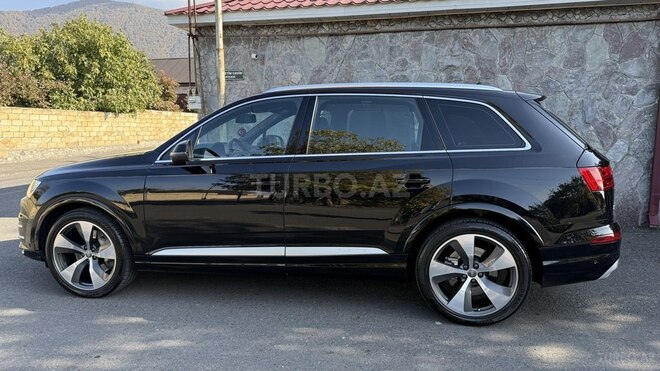 Audi Q7 2018, 158,000 km - 3.0 l - Bakı