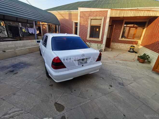 Mercedes C 230 2000, 496,000 km - 2.3 л - Sumqayıt