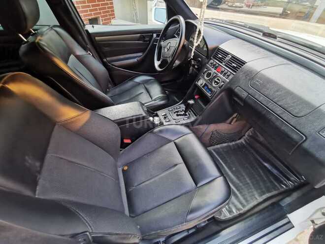 Mercedes C 230 2000, 496,000 km - 2.3 л - Sumqayıt