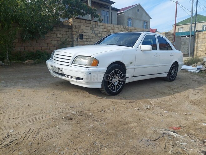 Mercedes C 230 2000, 496,000 km - 2.3 л - Sumqayıt