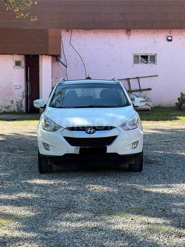 Hyundai ix35 2010, 210,000 km - 2.4 л - Xudat