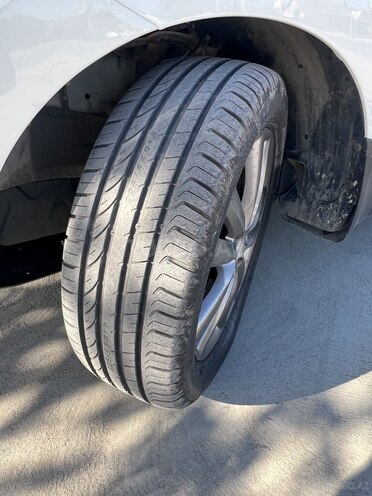 Hyundai ix35 2010, 210,000 km - 2.4 л - Xudat