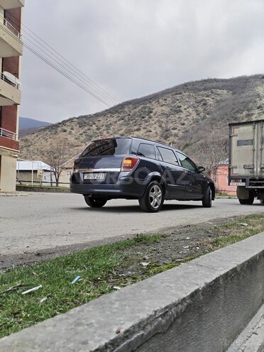 Opel Astra 2006, 277,000 km - 1.3 l - Şəki