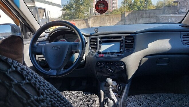 Kia Rio 2011, 342,000 km - 1.4 l - Gəncə