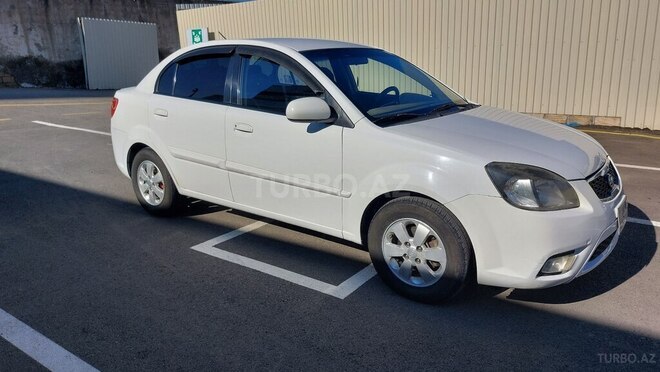 Kia Rio 2011, 342,000 km - 1.4 l - Gəncə