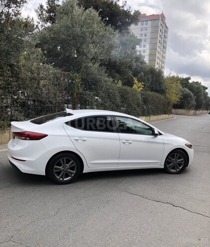 Hyundai Elantra 2017, 94,000 km - 2.0 л - Bakı