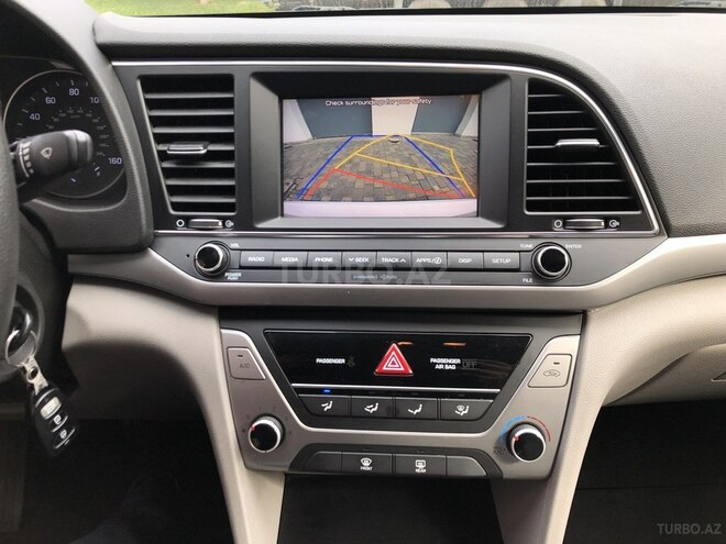 Hyundai Elantra 2017, 94,000 km - 2.0 л - Bakı