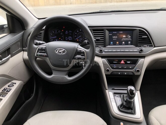 Hyundai Elantra 2017, 94,000 km - 2.0 л - Bakı