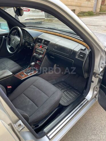 Mercedes C 240 1997, 325,000 km - 2.4 l - Bakı