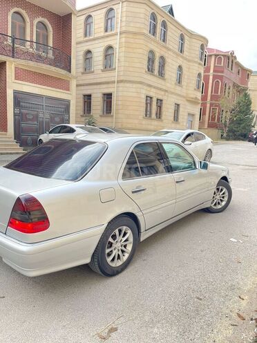 Mercedes C 240 1997, 325,000 km - 2.4 l - Bakı
