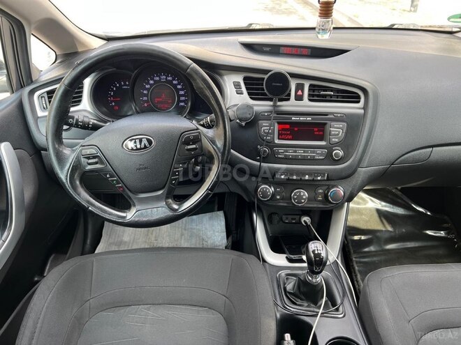 Kia Ceed 2014, 219,500 km - 1.6 l - Bakı
