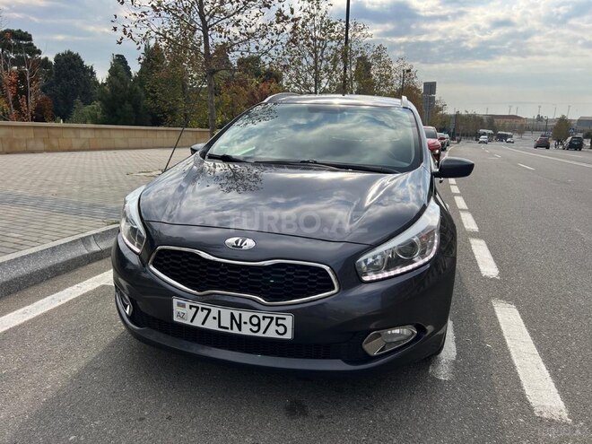 Kia Ceed 2014, 219,500 km - 1.6 l - Bakı
