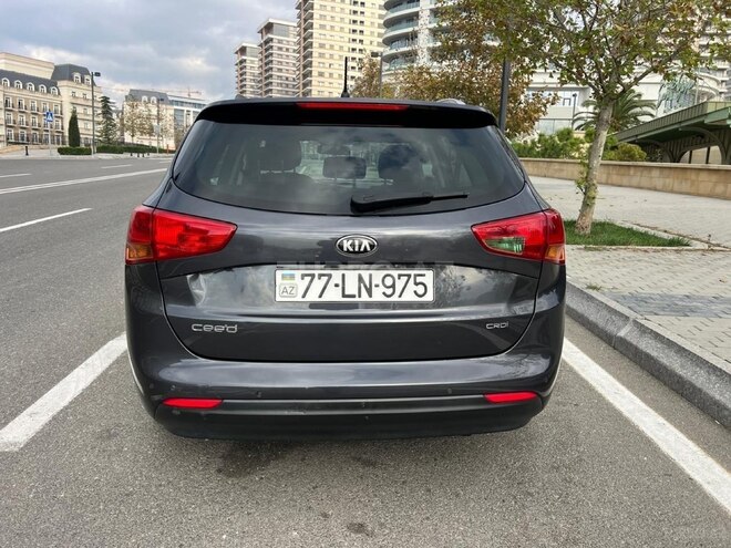 Kia Ceed 2014, 219,500 km - 1.6 l - Bakı