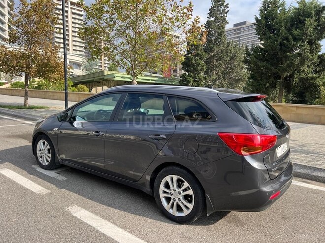 Kia Ceed 2014, 219,500 km - 1.6 l - Bakı