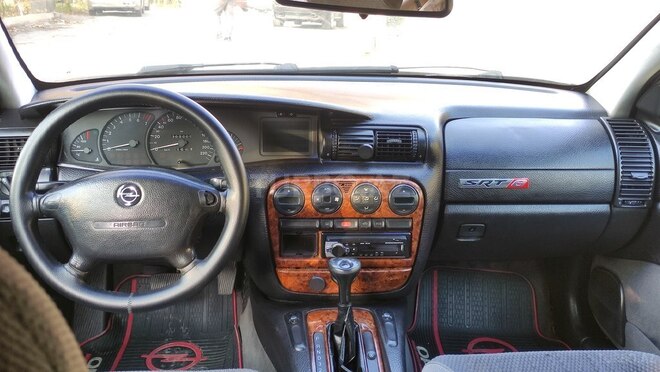 Opel Omega 1996, 302,000 km - 2.0 l - Bakı