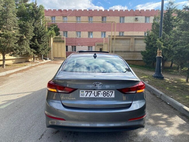 Hyundai Elantra 2017, 99,000 km - 2.0 l - Bakı