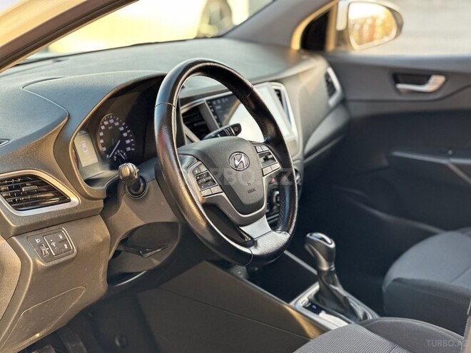 Hyundai Accent 2018, 79,000 km - 1.4 л - Bakı