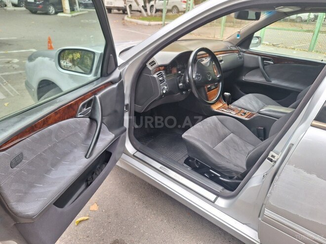 Mercedes E 220 d 2002, 395,500 km - 2.2 l - Bakı