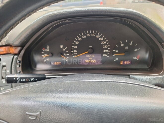 Mercedes E 220 d 2002, 395,500 km - 2.2 l - Bakı