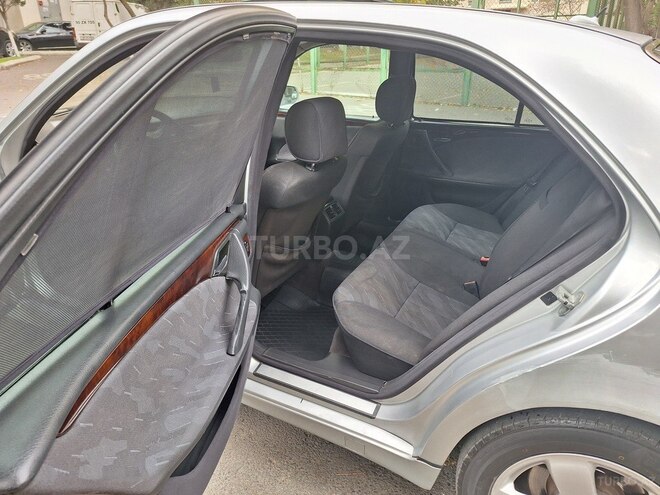 Mercedes E 220 d 2002, 395,500 km - 2.2 l - Bakı