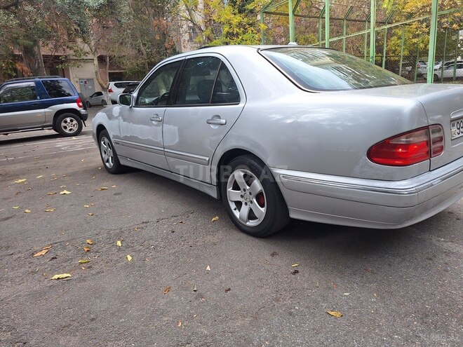Mercedes E 220 d 2002, 395,500 km - 2.2 l - Bakı