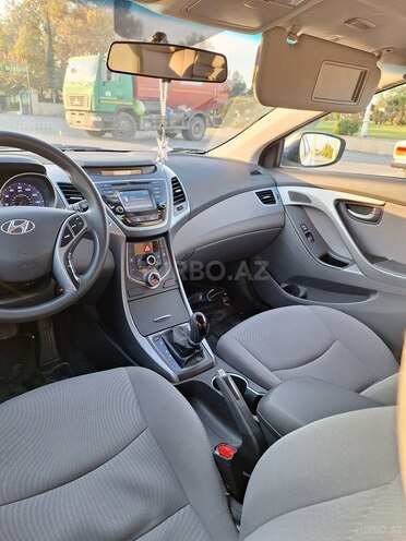 Hyundai Elantra 2015, 92,213 km - 1.8 l - Bərdə