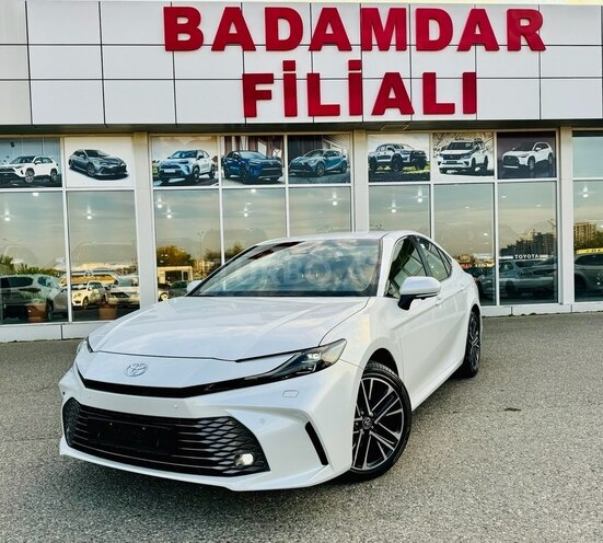 Toyota Camry-1