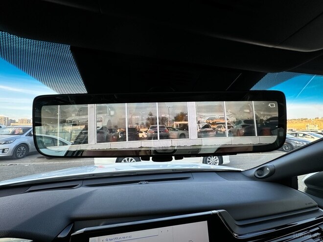 Toyota Camry-18