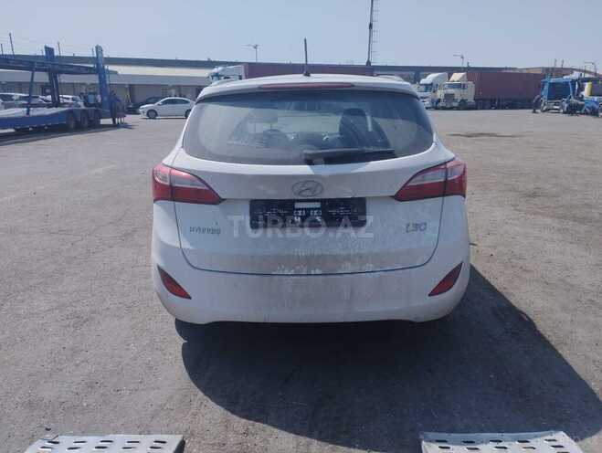 Hyundai i30 2016, 220,000 km - 1.6 l - Bakı